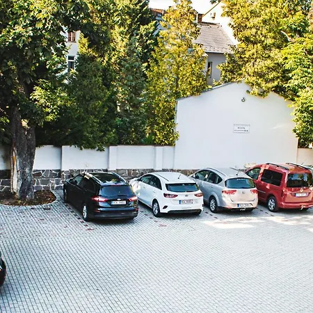 Hotel Beseda 4*
