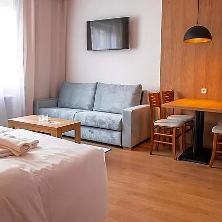 Hotel Beseda 4*