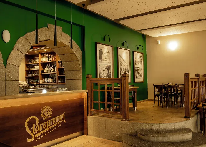 酒店 Beseda 捷克布杰约维采